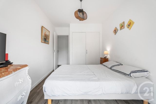 Afficher la photo en grand Appartement F2 à vendre - 2 pièces - 45,04 m2 - Nice - 06 - PROVENCE-ALPES-COTE-D-AZUR