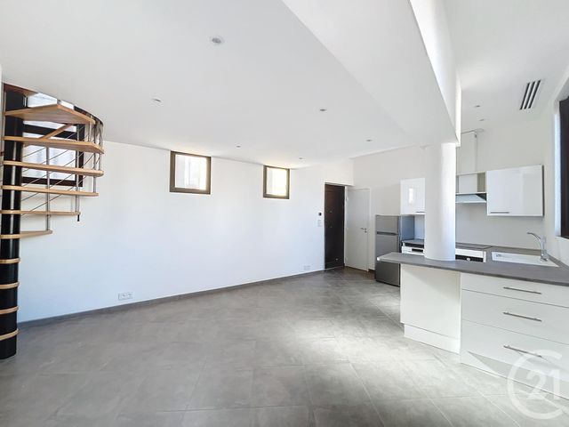 Maison à vendre - 3 pièces - 57 m2 - Nice - 06 - PROVENCE-ALPES-COTE-D-AZUR