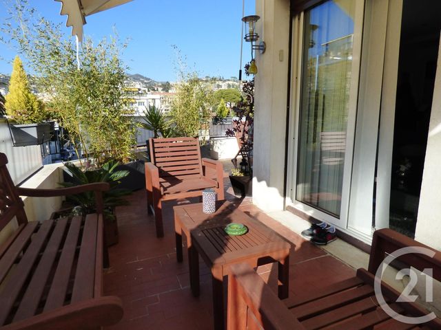 Appartement F1 &agrave; louer - 1 pi&egrave;ce - 23,60 m2 - Nice - 06 - PROVENCE-ALPES-COTE-D-AZUR