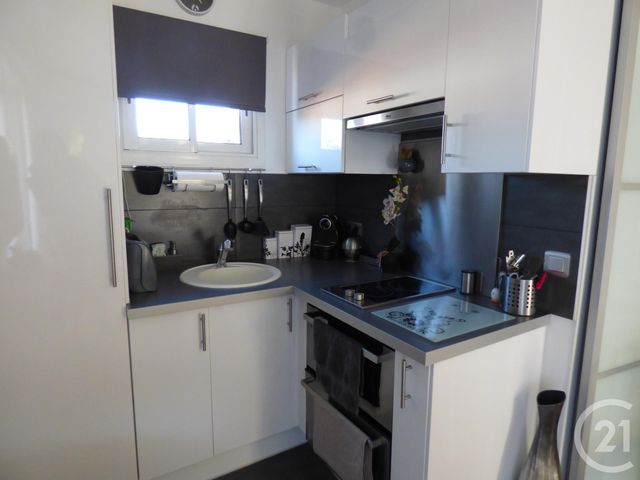 Appartement F1 &agrave; louer - 1 pi&egrave;ce - 23,60 m2 - Nice - 06 - PROVENCE-ALPES-COTE-D-AZUR