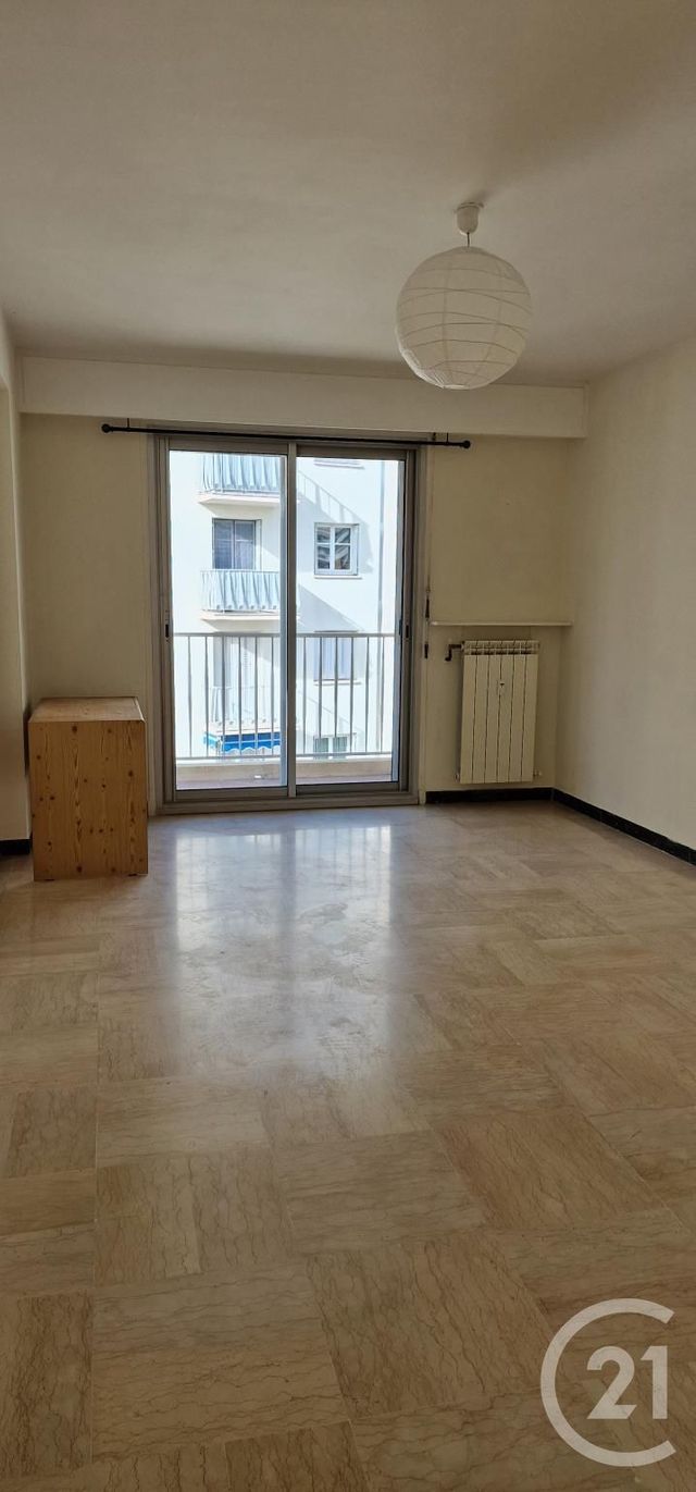 Appartement F2 à louer NICE