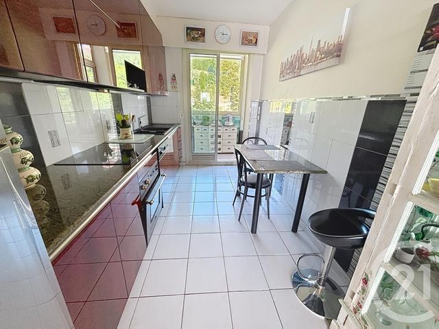 Appartement F3 à vendre - 3 pièces - 77,58 m2 - Nice - 06 - PROVENCE-ALPES-COTE-D-AZUR