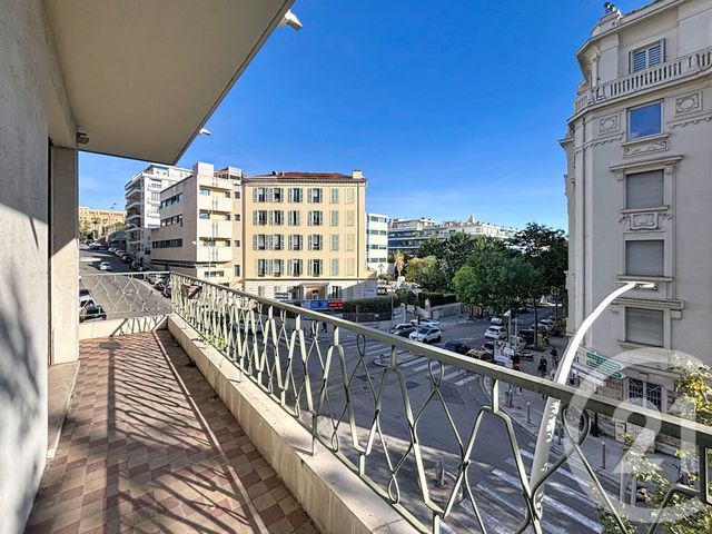 Appartement à vendre - 3 pièces - 75 m2 - Nice - 06 - PROVENCE-ALPES-COTE-D-AZUR