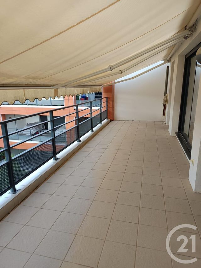 Appartement F4 à louer - 4 pièces - 123,55 m2 - Villeneuve Loubet - 06 - PROVENCE-ALPES-COTE-D-AZUR