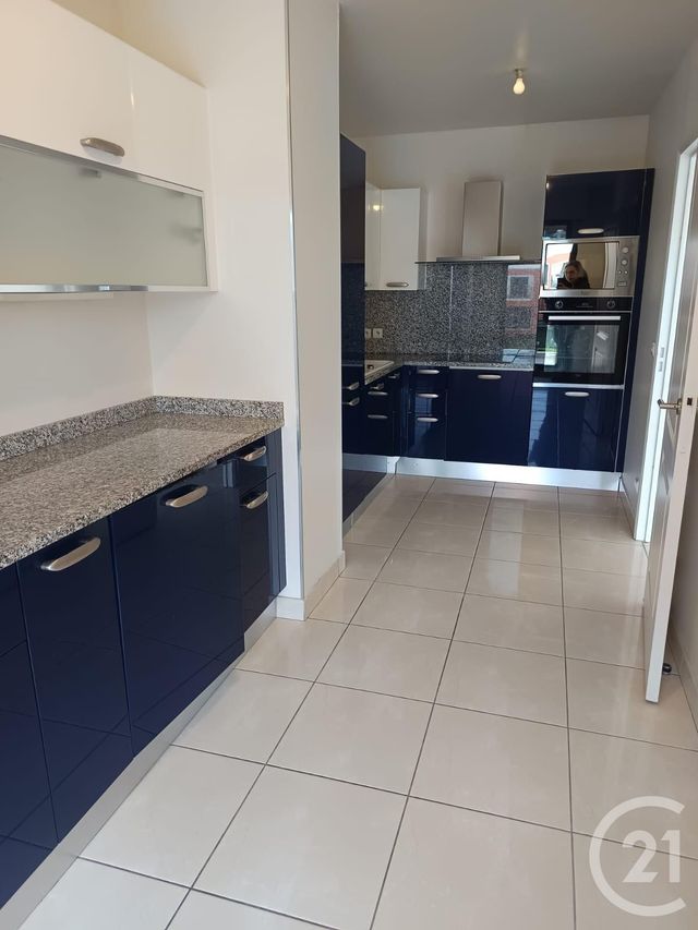 Appartement F4 à louer - 4 pièces - 123,55 m2 - Villeneuve Loubet - 06 - PROVENCE-ALPES-COTE-D-AZUR