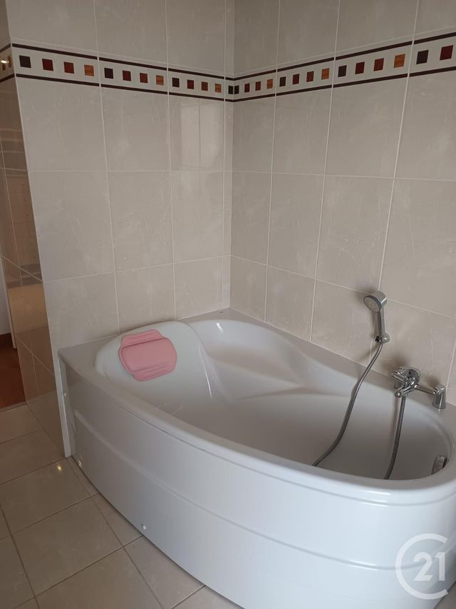 Appartement F4 à louer - 4 pièces - 123,55 m2 - Villeneuve Loubet - 06 - PROVENCE-ALPES-COTE-D-AZUR