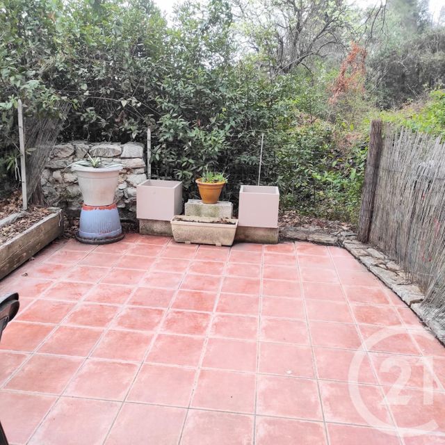 Appartement F2 à louer - 2 pièces - 31,11 m2 - Roquefort Les Pins - 06 - PROVENCE-ALPES-COTE-D-AZUR