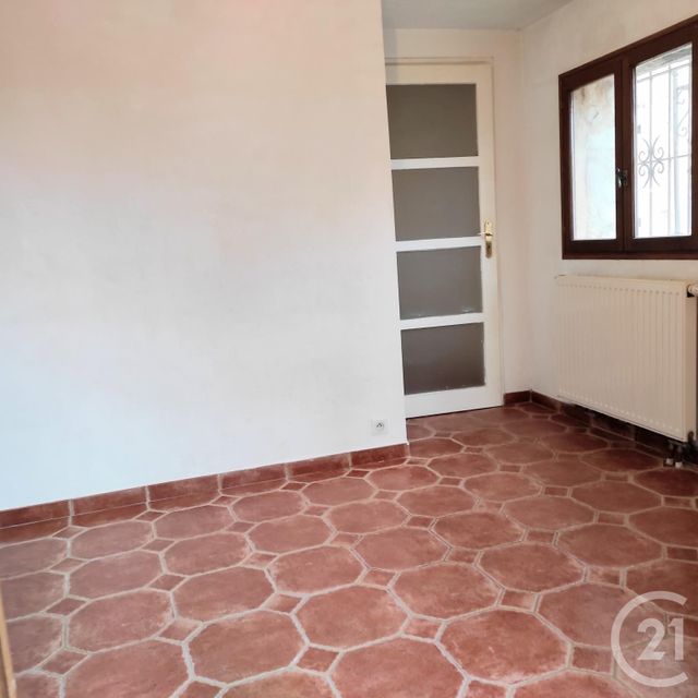 Appartement F2 à louer - 2 pièces - 31,11 m2 - Roquefort Les Pins - 06 - PROVENCE-ALPES-COTE-D-AZUR