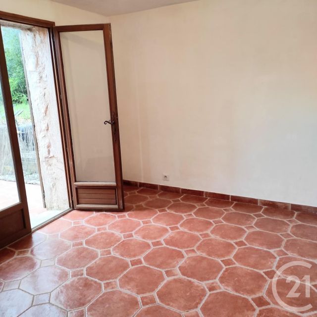 Appartement F2 à louer - 2 pièces - 31,11 m2 - Roquefort Les Pins - 06 - PROVENCE-ALPES-COTE-D-AZUR