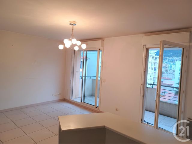 Afficher la photo en grand Appartement F2 à louer - 2 pièces - 42,12 m2 - Nice - 06 - PROVENCE-ALPES-COTE-D-AZUR