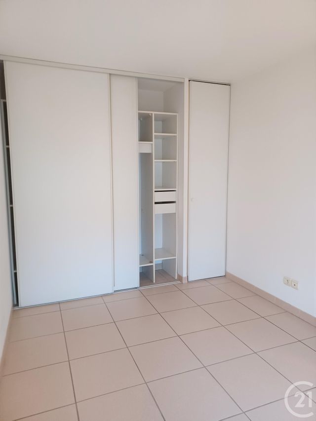 Afficher la photo en grand Appartement F2 à louer - 2 pièces - 42,12 m2 - Nice - 06 - PROVENCE-ALPES-COTE-D-AZUR