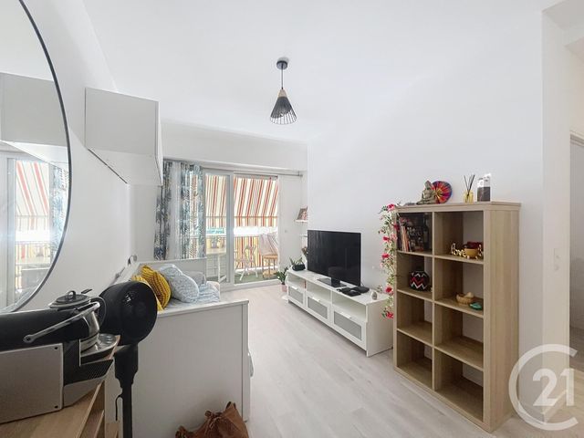 Appartement F2 à louer NICE