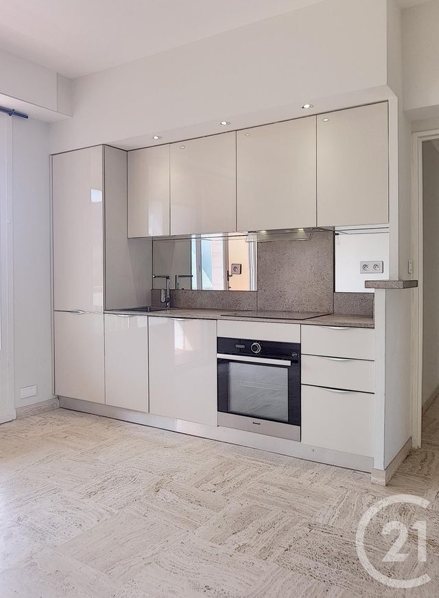 Appartement F3 à louer - 3 pièces - 54,66 m2 - Nice - 06 - PROVENCE-ALPES-COTE-D-AZUR