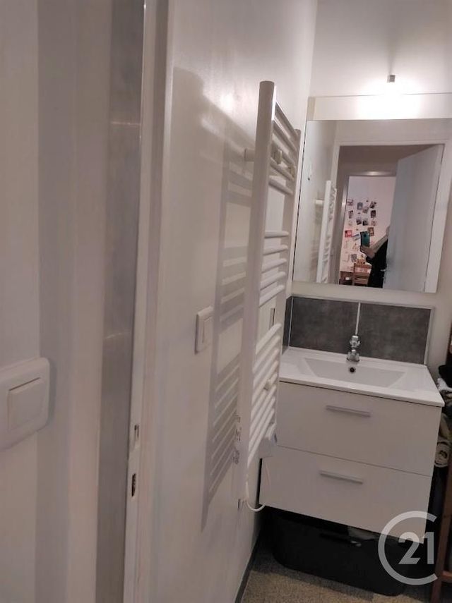 Appartement F2 à louer - 2 pièces - 43,73 m2 - Nice - 06 - PROVENCE-ALPES-COTE-D-AZUR