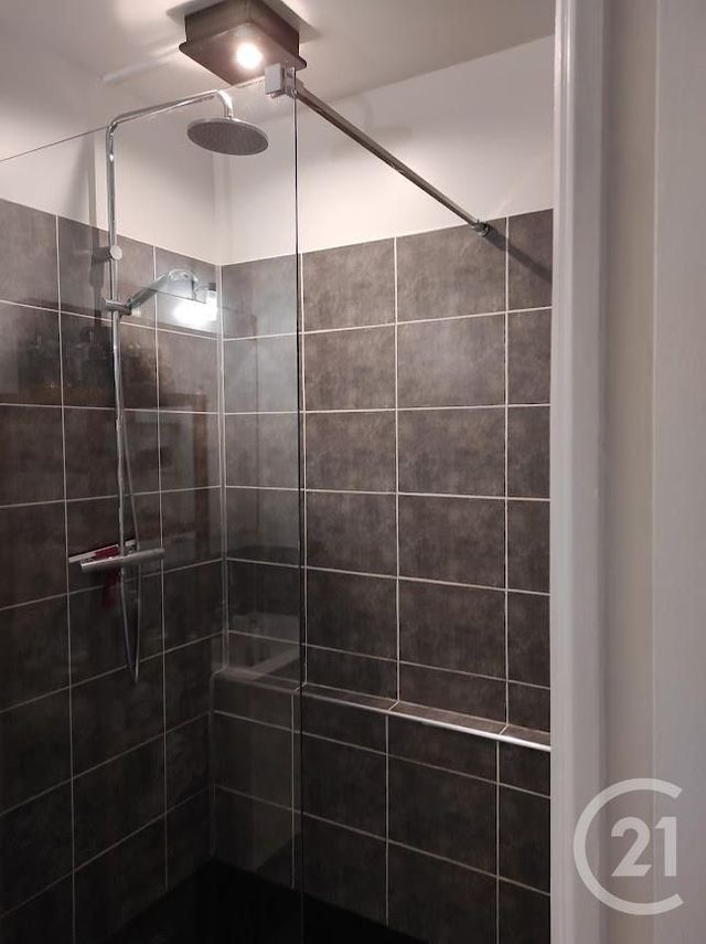 Appartement F2 à louer - 2 pièces - 43,73 m2 - Nice - 06 - PROVENCE-ALPES-COTE-D-AZUR