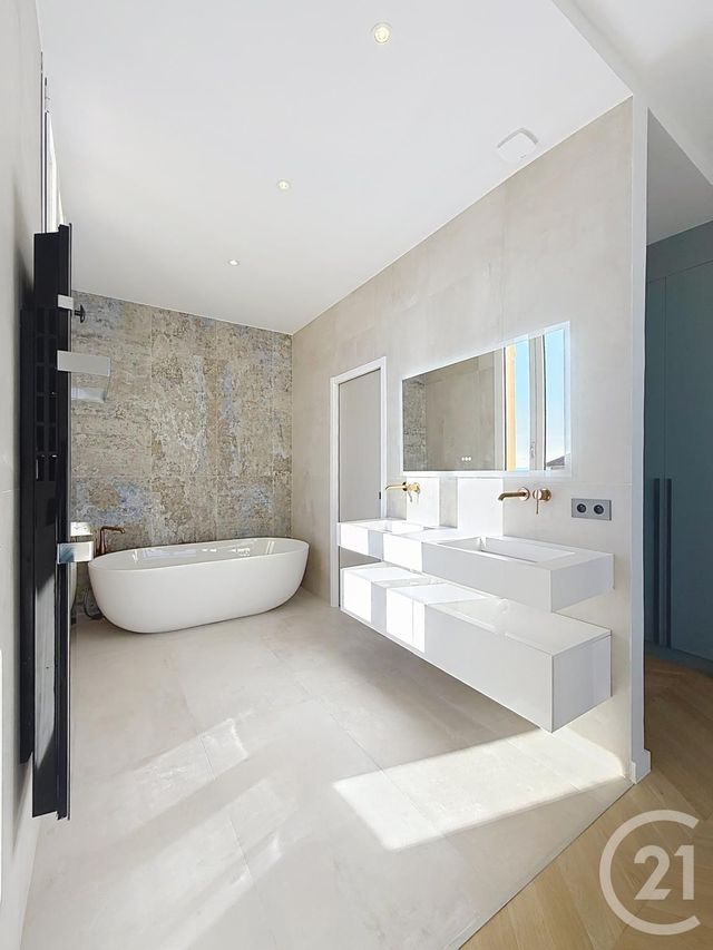 Maison à vendre - 9 pièces - 276 m2 - Nice - 06 - PROVENCE-ALPES-COTE-D-AZUR