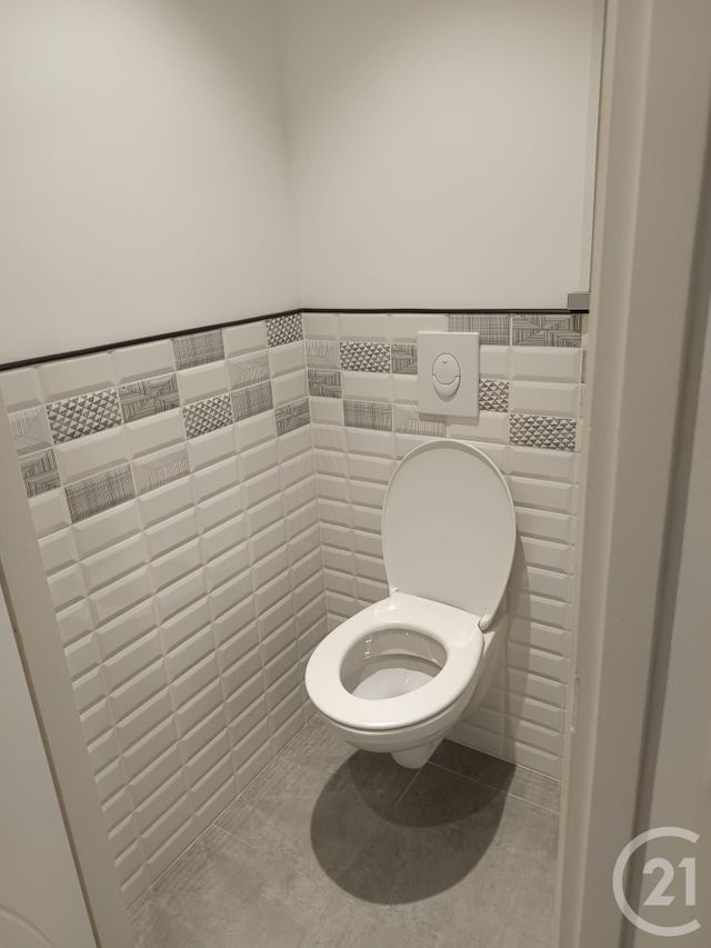 Appartement F2 à louer - 2 pièces - 44,35 m2 - Nice - 06 - PROVENCE-ALPES-COTE-D-AZUR