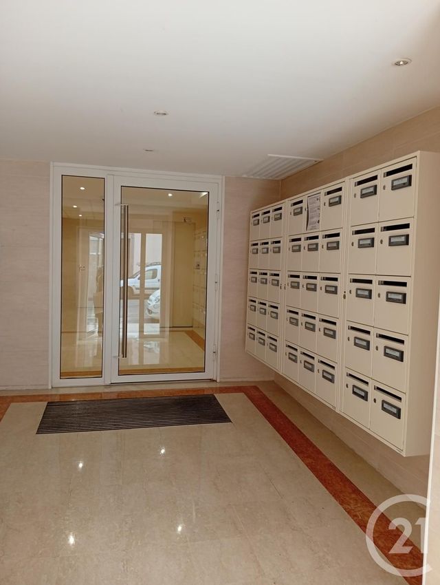 Appartement F2 à louer - 2 pièces - 33,19 m2 - Nice - 06 - PROVENCE-ALPES-COTE-D-AZUR