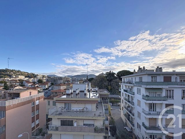 Appartement F2 à vendre - 2 pièces - 45,26 m2 - Nice - 06 - PROVENCE-ALPES-COTE-D-AZUR
