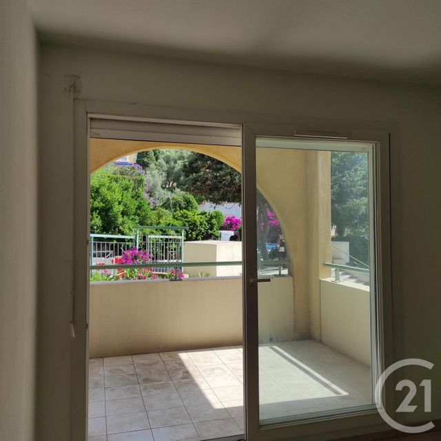 Appartement F2 &agrave; louer - 2 pi&egrave;ces - 43,55 m2 - Nice - 06 - PROVENCE-ALPES-COTE-D-AZUR
