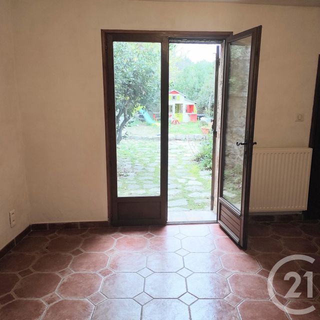 Appartement F2 &agrave; louer - 2 pi&egrave;ces - 31,11 m2 - Roquefort Les Pins - 06 - PROVENCE-ALPES-COTE-D-AZUR