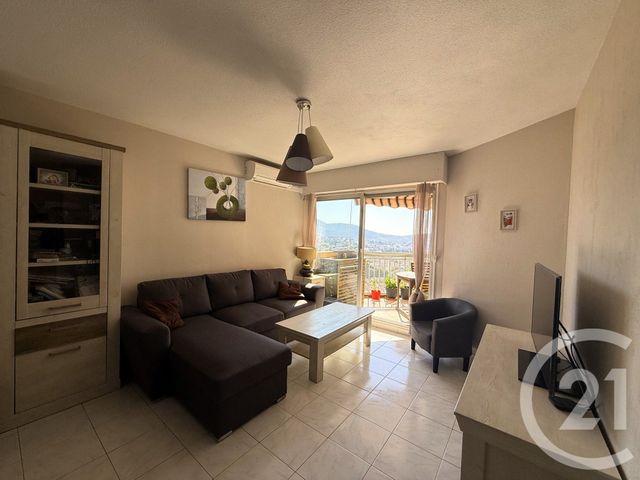 Afficher la photo en grand Appartement F4 à vendre - 4 pièces - 81,90 m2 - Nice - 06 - PROVENCE-ALPES-COTE-D-AZUR