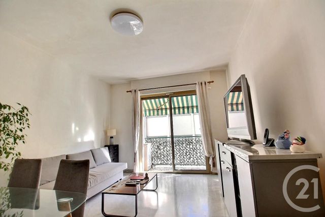 Appartement F2 à vendre - 2 pièces - 46 m2 - Nice - 06 - PROVENCE-ALPES-COTE-D-AZUR