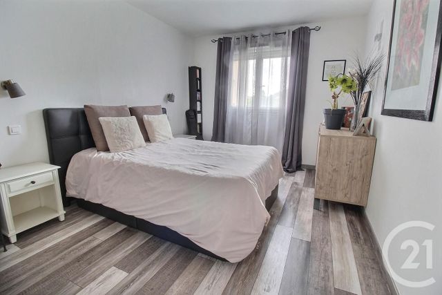 Appartement F5 à vendre - 5 pièces - 101,84 m2 - St Andre De La Roche - 06 - PROVENCE-ALPES-COTE-D-AZUR