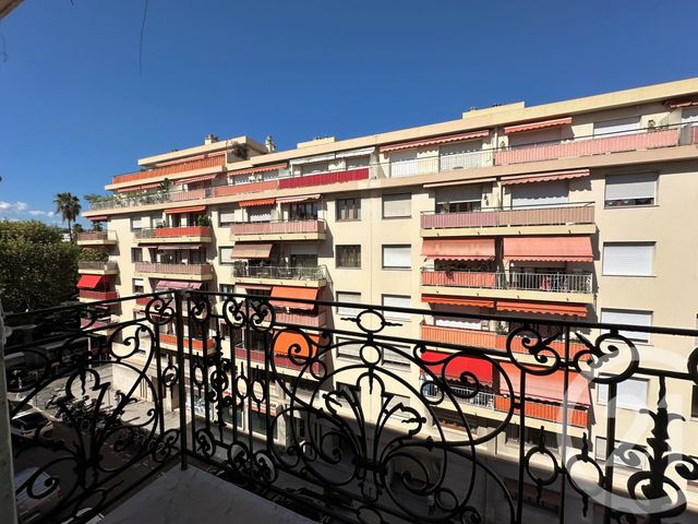 Appartement F3 à vendre - 3 pièces - 37,66 m2 - Nice - 06 - PROVENCE-ALPES-COTE-D-AZUR