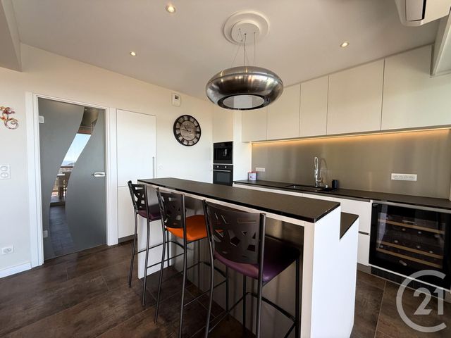 Afficher la photo en grand Appartement F4 à vendre - 4 pièces - 99,13 m2 - Nice - 06 - PROVENCE-ALPES-COTE-D-AZUR