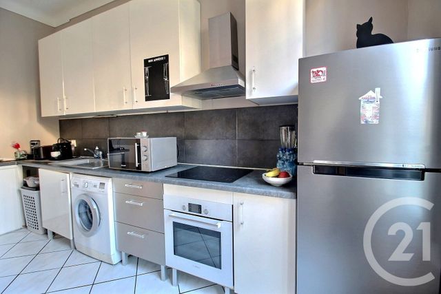 Afficher la photo en grand Appartement F3 à vendre - 3 pièces - 62 m2 - Nice - 06 - PROVENCE-ALPES-COTE-D-AZUR