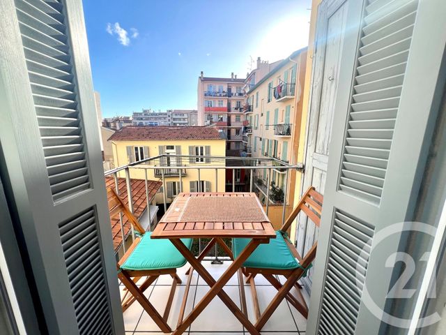 Afficher la photo en grand Appartement F3 à vendre - 3 pièces - 62 m2 - Nice - 06 - PROVENCE-ALPES-COTE-D-AZUR