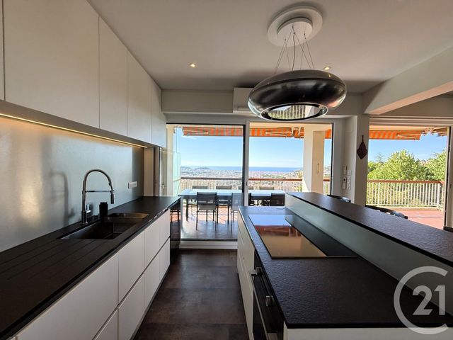 Afficher la photo en grand Appartement F4 à vendre - 4 pièces - 99,13 m2 - Nice - 06 - PROVENCE-ALPES-COTE-D-AZUR