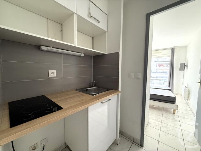 Appartement Studio &agrave; vendre - 1 pi&egrave;ce - 19,36 m2 - Cannes La Bocca - 06 - PROVENCE-ALPES-COTE-D-AZUR