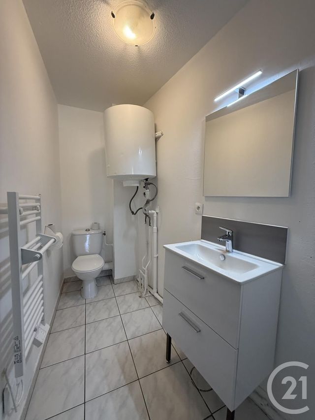 Appartement Studio &agrave; vendre - 1 pi&egrave;ce - 19,31 m2 - Cannes La Bocca - 06 - PROVENCE-ALPES-COTE-D-AZUR