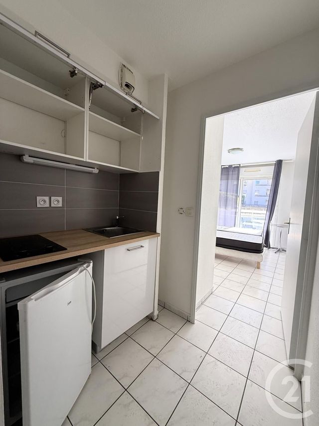 Appartement Studio &agrave; vendre - 1 pi&egrave;ce - 19,31 m2 - Cannes La Bocca - 06 - PROVENCE-ALPES-COTE-D-AZUR