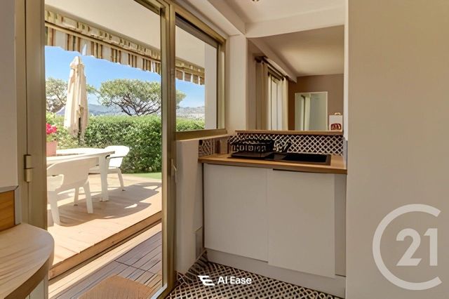 Appartement F3 à vendre - 3 pièces - 65,20 m2 - Nice - 06 - PROVENCE-ALPES-COTE-D-AZUR
