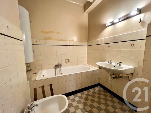 Appartement F4 &agrave; vendre - 4 pi&egrave;ces - 68,80 m2 - Nice - 06 - PROVENCE-ALPES-COTE-D-AZUR