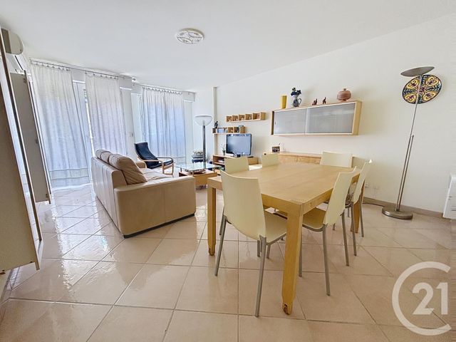 Appartement F3 à vendre - 3 pièces - 68,80 m2 - Nice - 06 - PROVENCE-ALPES-COTE-D-AZUR